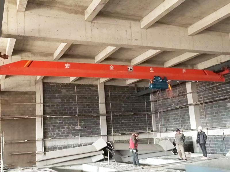 懸掛起重機(jī)